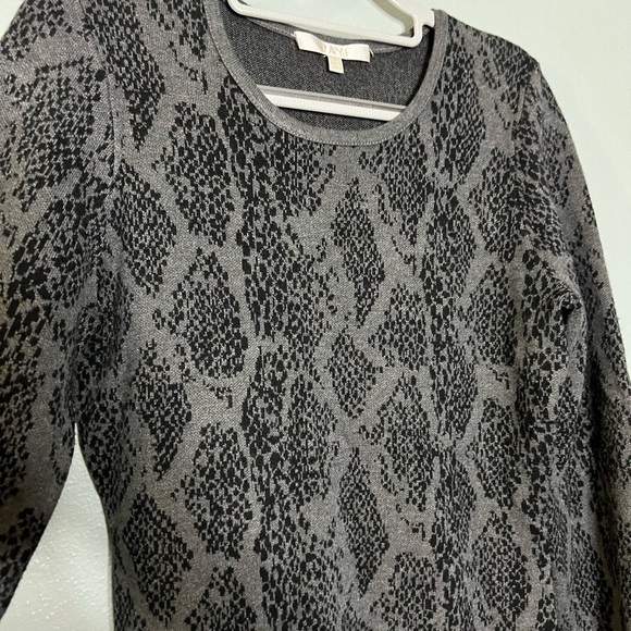 WAYF balloon sleeve grey knit sweater dress Bodycon‎ flattering mature - Picture 6 of 6